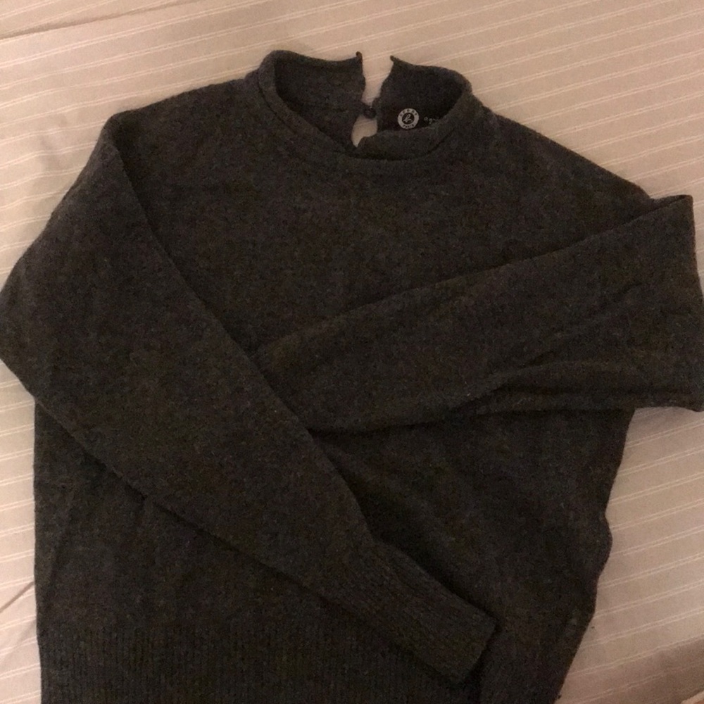 Sweat shirt